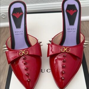 NWB Authentic Gucci Red Patent Leather Mules with Studded Bow size 37 1/2